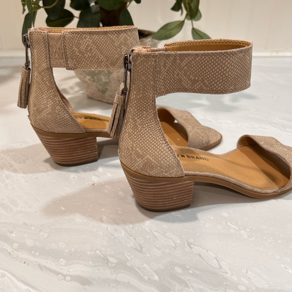 Lucky brand beige sandals - Picture 3 of 16